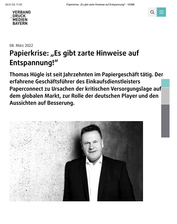 Screenshot eines Artikels auf der Website des Verbandes Druck + Medien Bayern mit dem Titel "Papierkrise: 'Es gibt zarte Hinweise auf Entspannung!'''. Ein Interview mit dem Paperconnect-Geschäftsführer Thomas Hügle.